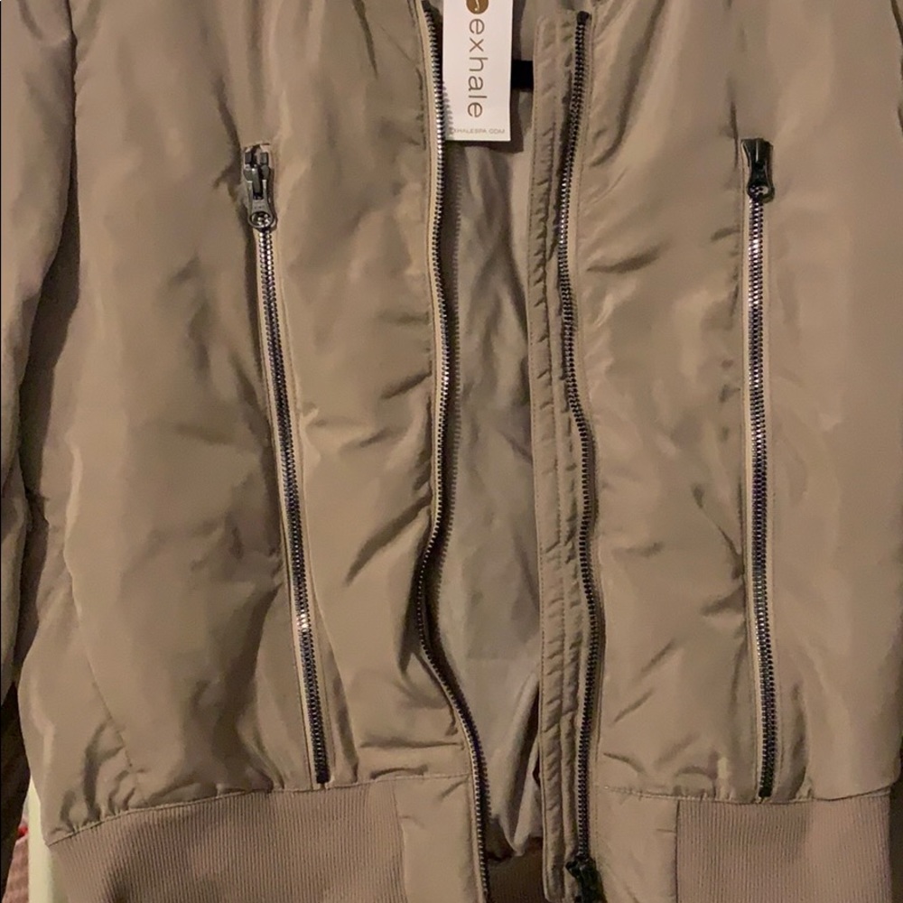 Jacket - Picture 4 of 4